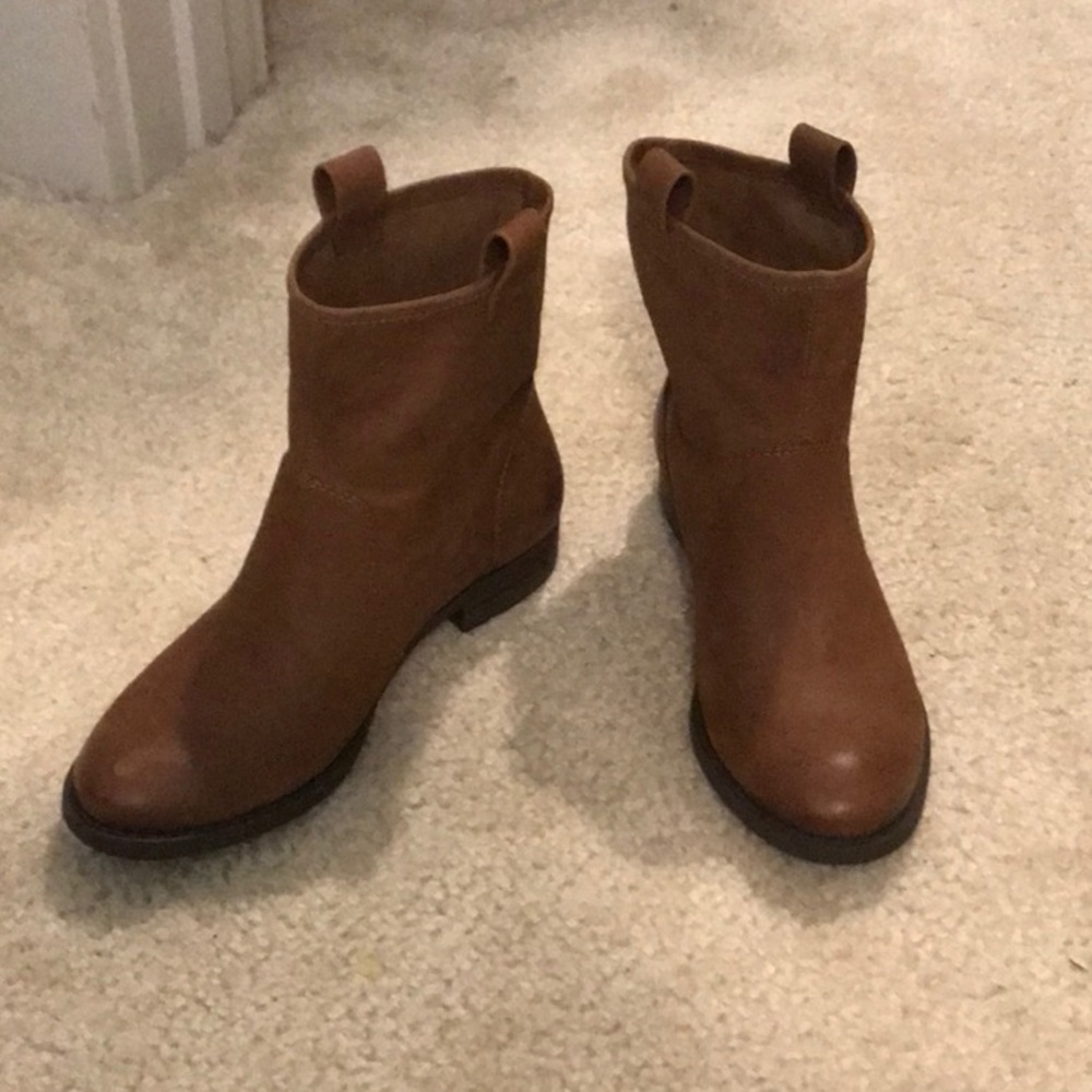 Ankle boots